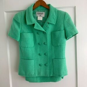 Chanel Authentic Rare 1996 Tweed Green Short Sleeved Jacket Blazer Skirt Suit